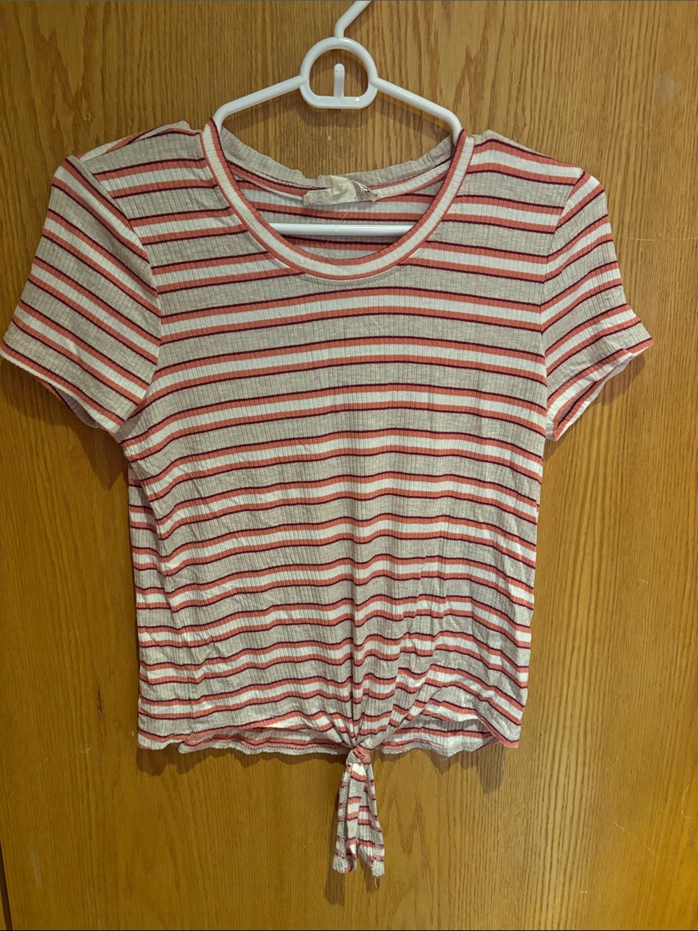 Pink Republic, juniors short sleeve tee, coral/white/burgundy,tan stripes, XS